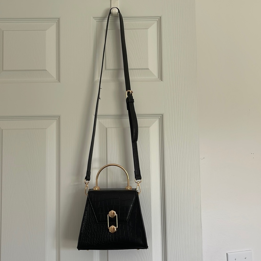 Badgley Mischka Black Shoulder Bag
